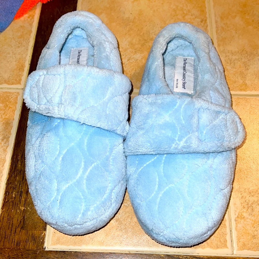Perfect Adjustable Wrap Slippers size 8